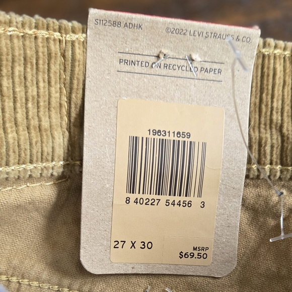 Levi's Women's Corduroys -Tan New With Tags - Picture 2 of 9